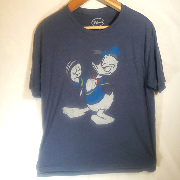 Disney Donald Duck boxing 2x unisex shirt. Donald defending his honor and usual. - Picture 1 of 4
